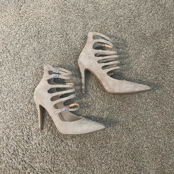 Jessica Simpson Nude Cyndee Heel - Picture 3 of 7